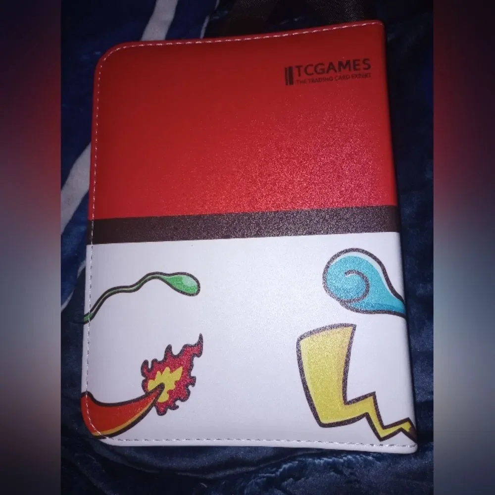 TC Games Card Binder 4-Pocket Card Holder Album with Sleeves NWOT
